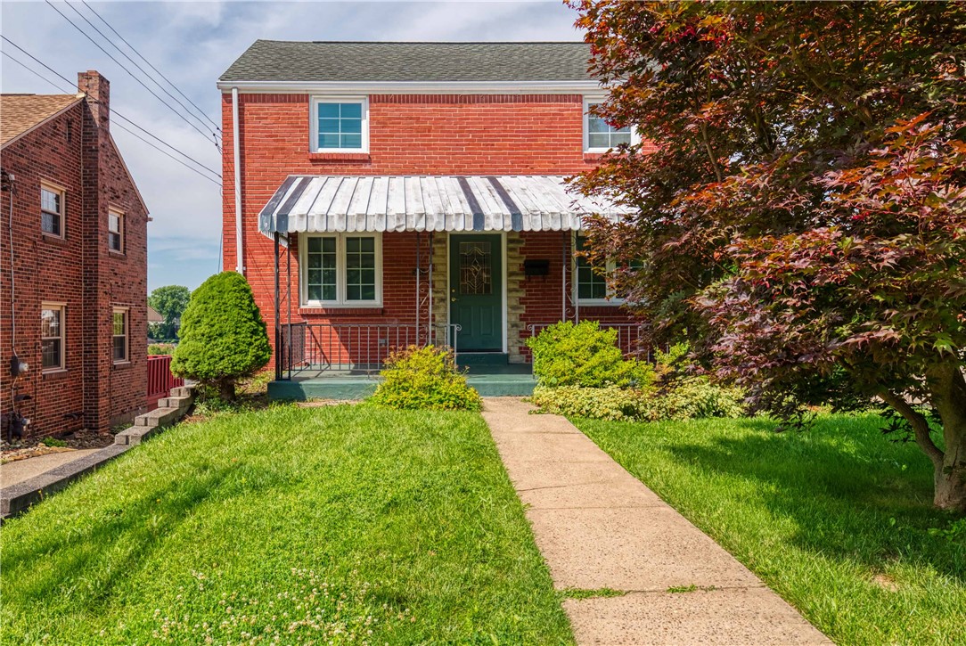 566 Dorchester Ave