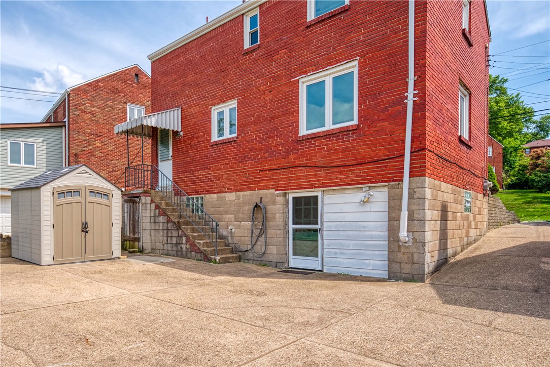 566 Dorchester Ave