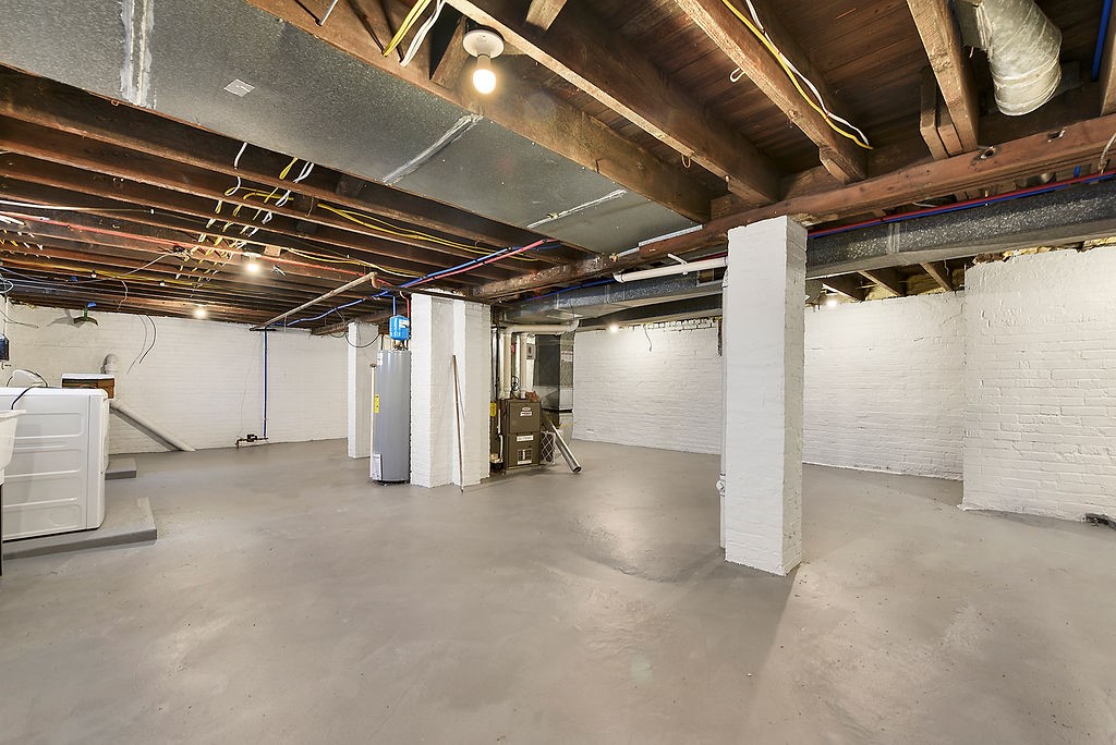 534 Pine Street
