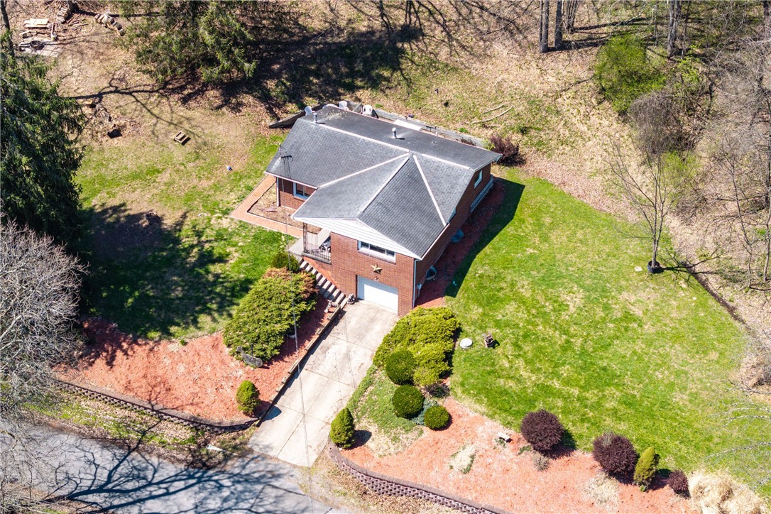 113 Center St