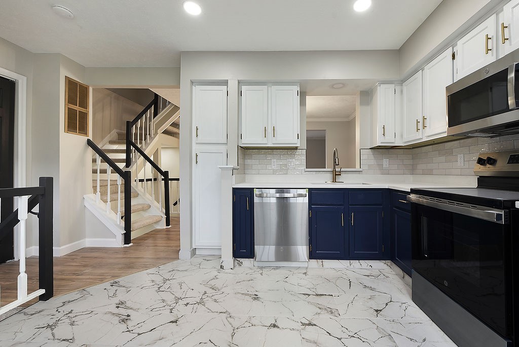 5030 Hamilton Drive