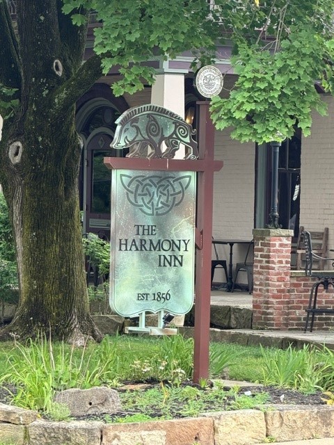 317 Arden Dr