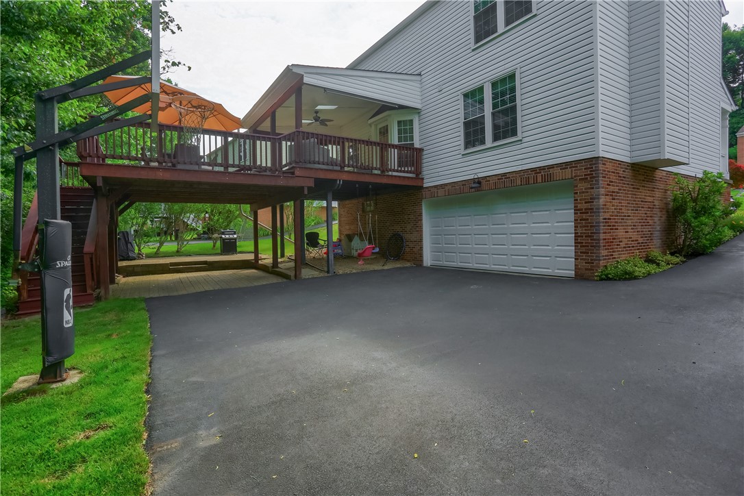 407 Poplar Court