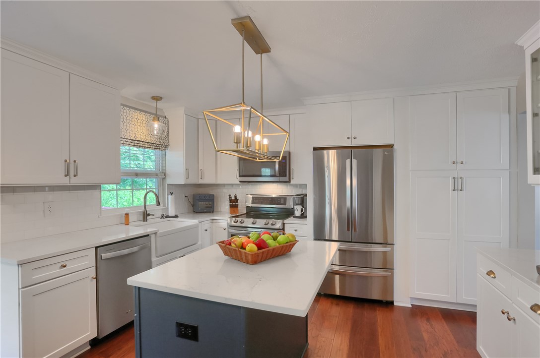 407 Poplar Court