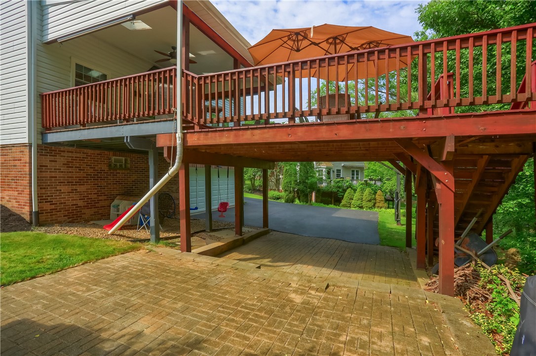 407 Poplar Court