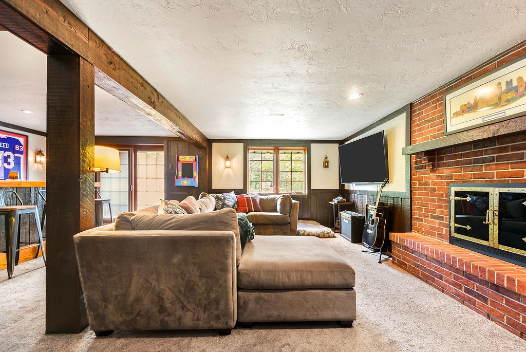 3211 Unionville Road