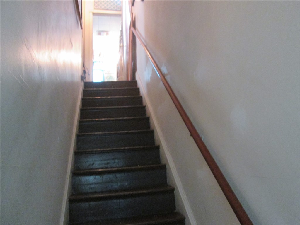 127 Maplewood Ave