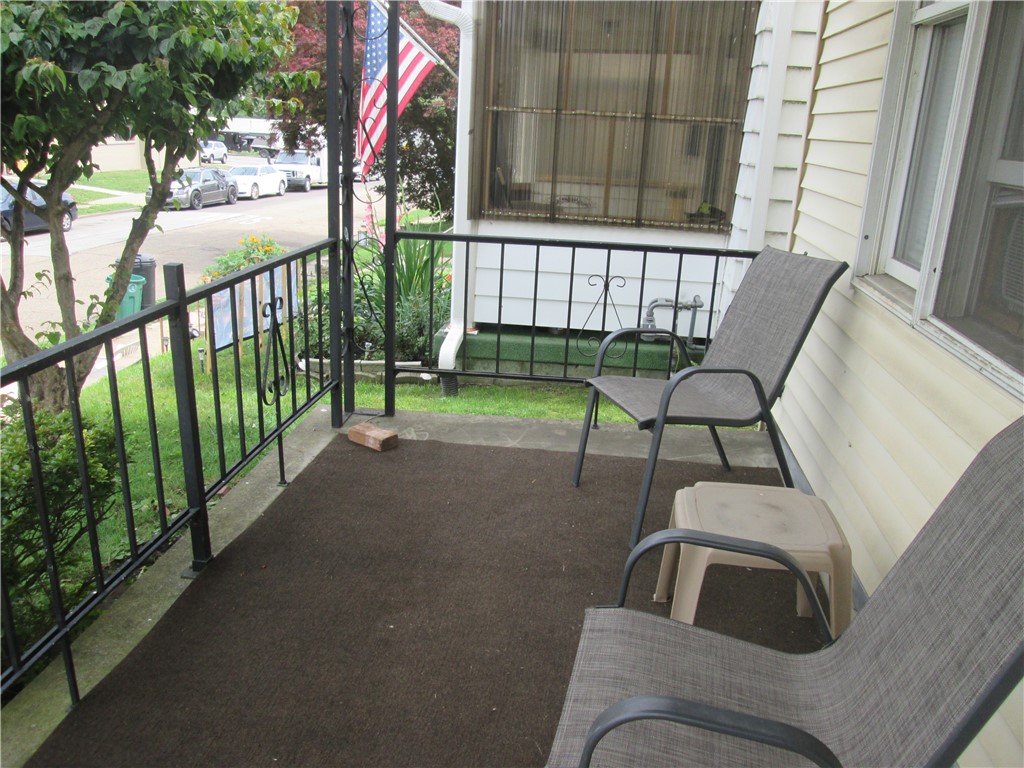 127 Maplewood Ave