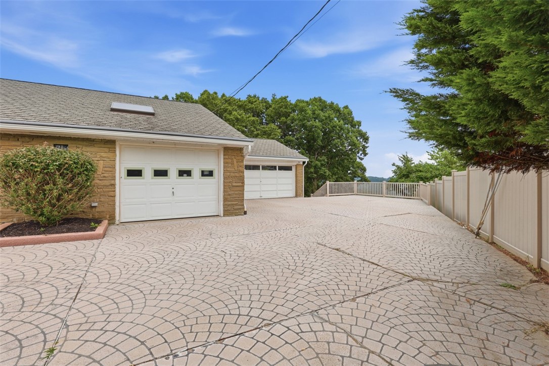 1959 Watch Hill Dr