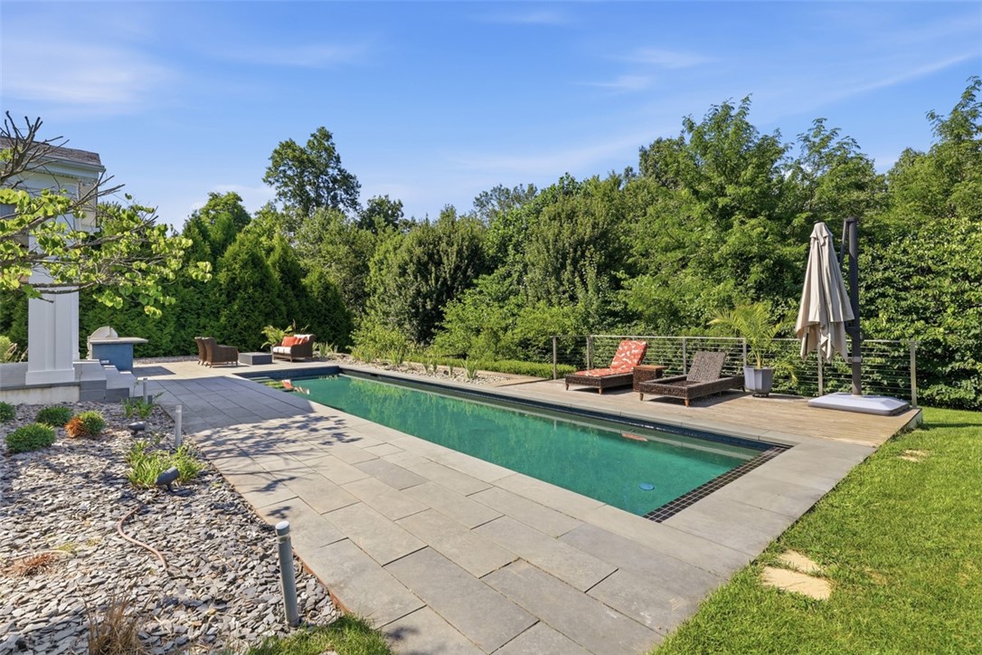 209 Stonecrest Ct