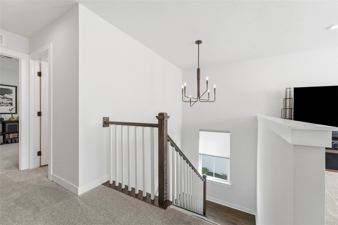 406 Sarjean Way