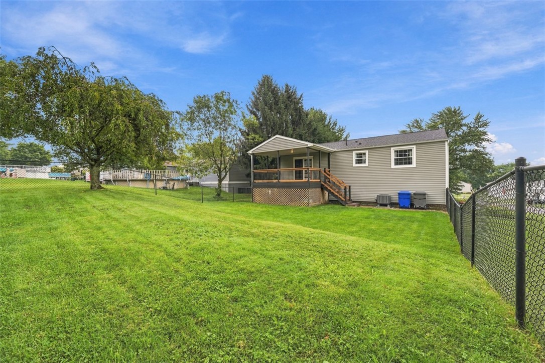 98 Sunridge Dr