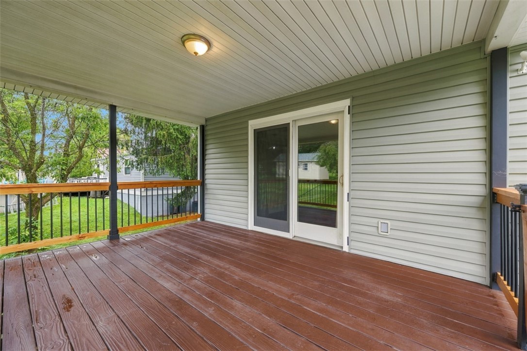 98 Sunridge Dr