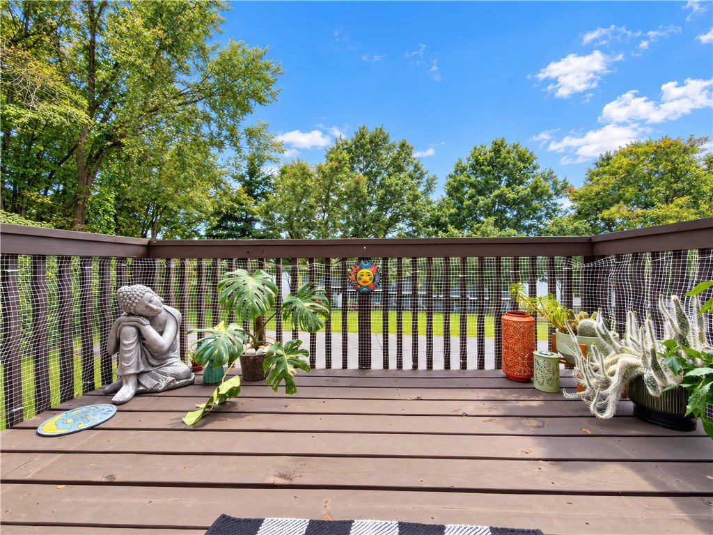 817 Elm Ct