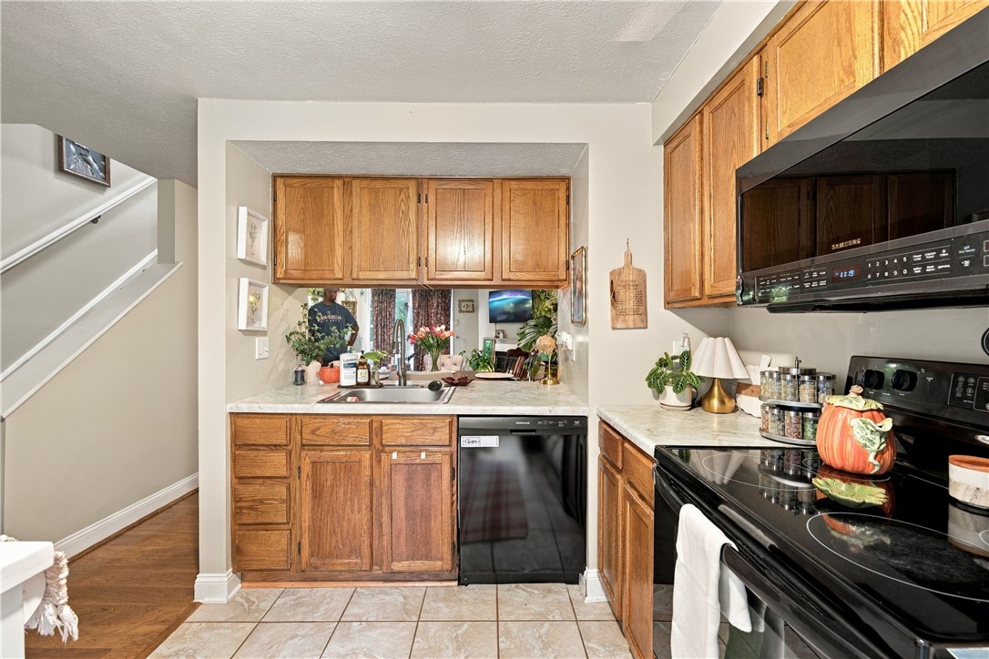 817 Elm Ct