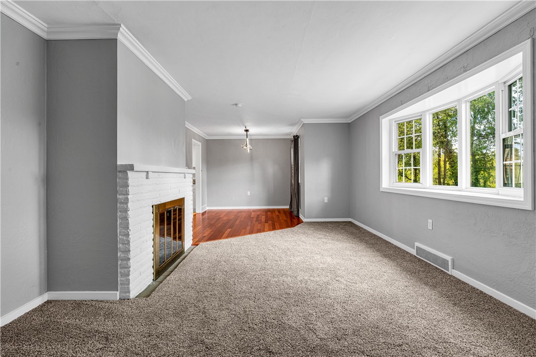 318 Center Church Road