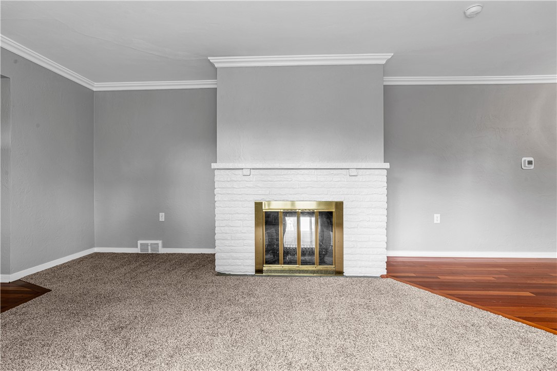 318 Center Church Road