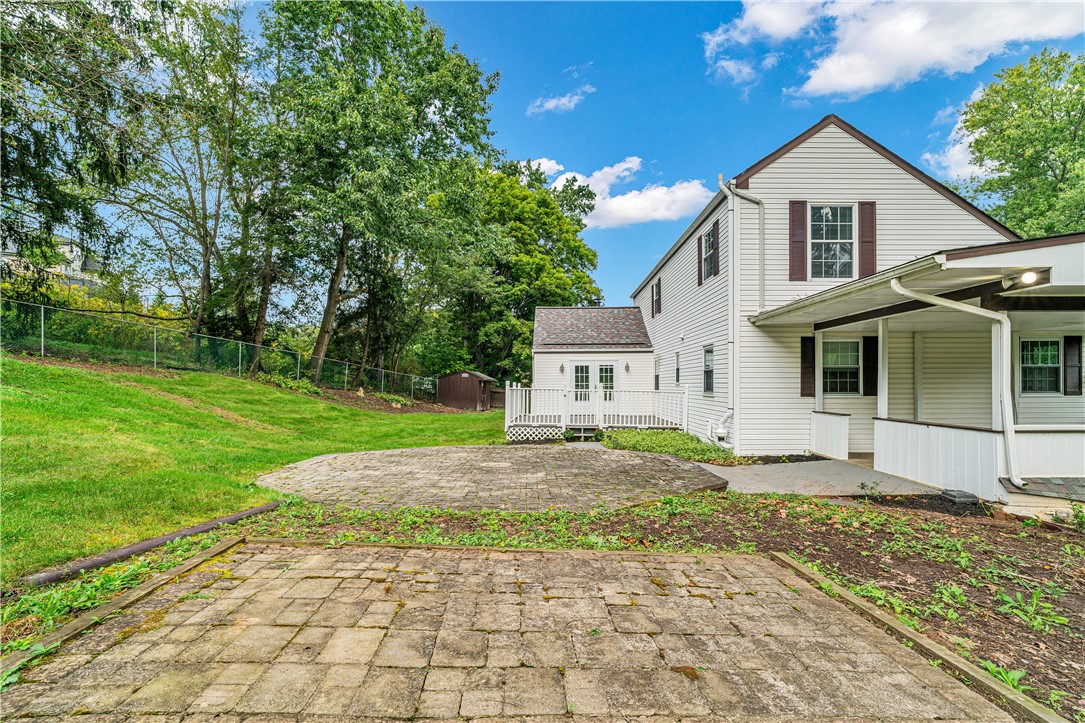 318 Center Church Road