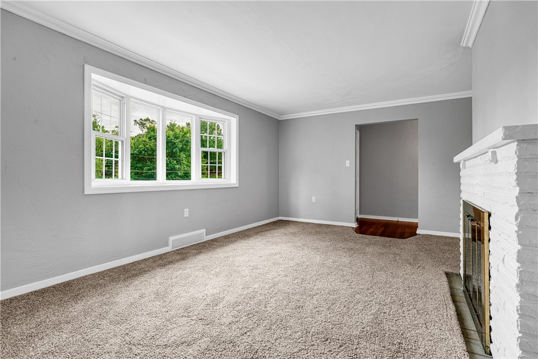 318 Center Church Road
