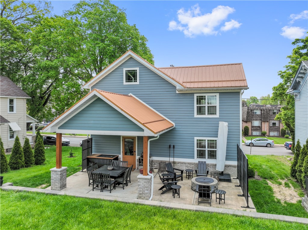758 5th Street