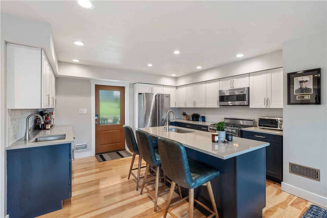 758 5th Street