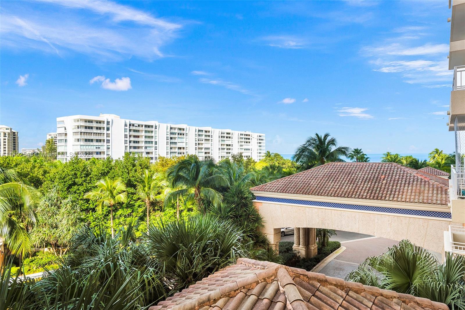791 Crandon Blvd Unit: 402