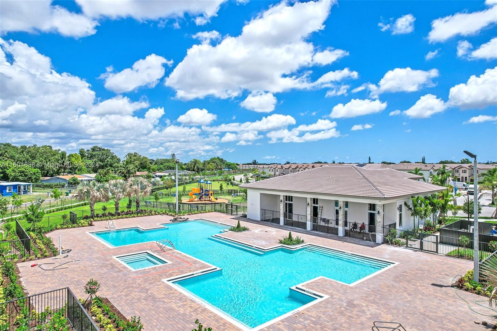 2321 NW 131st Cir