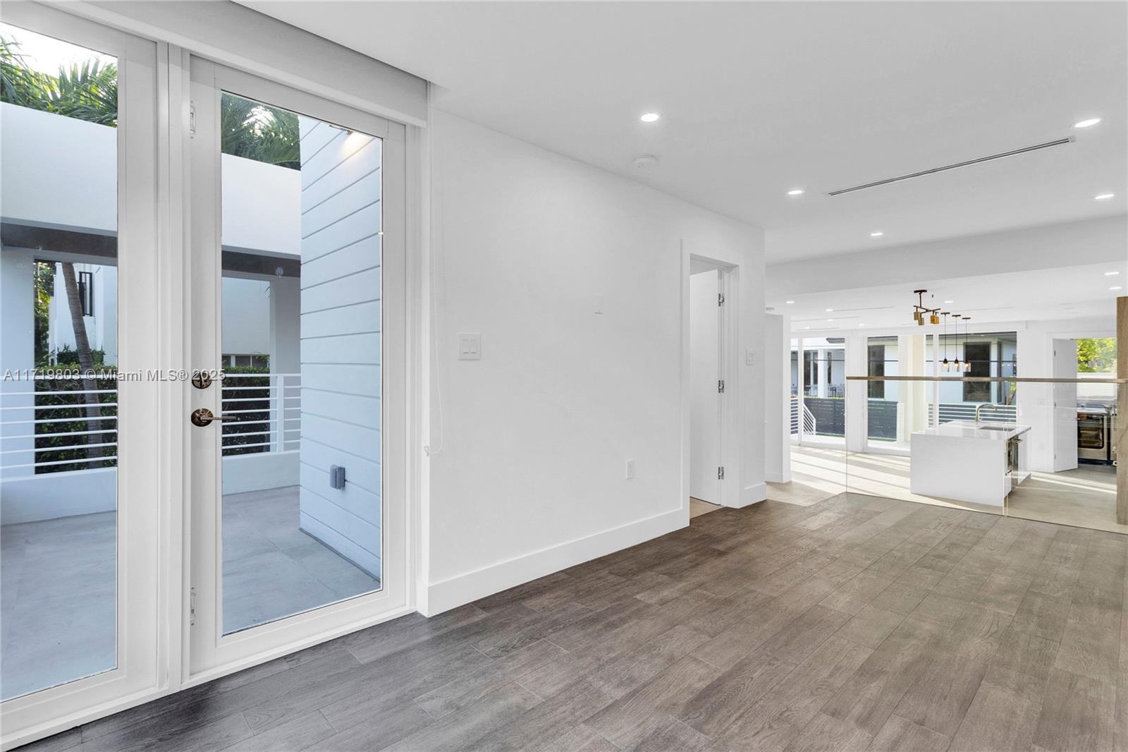 454 Fernwood Rd