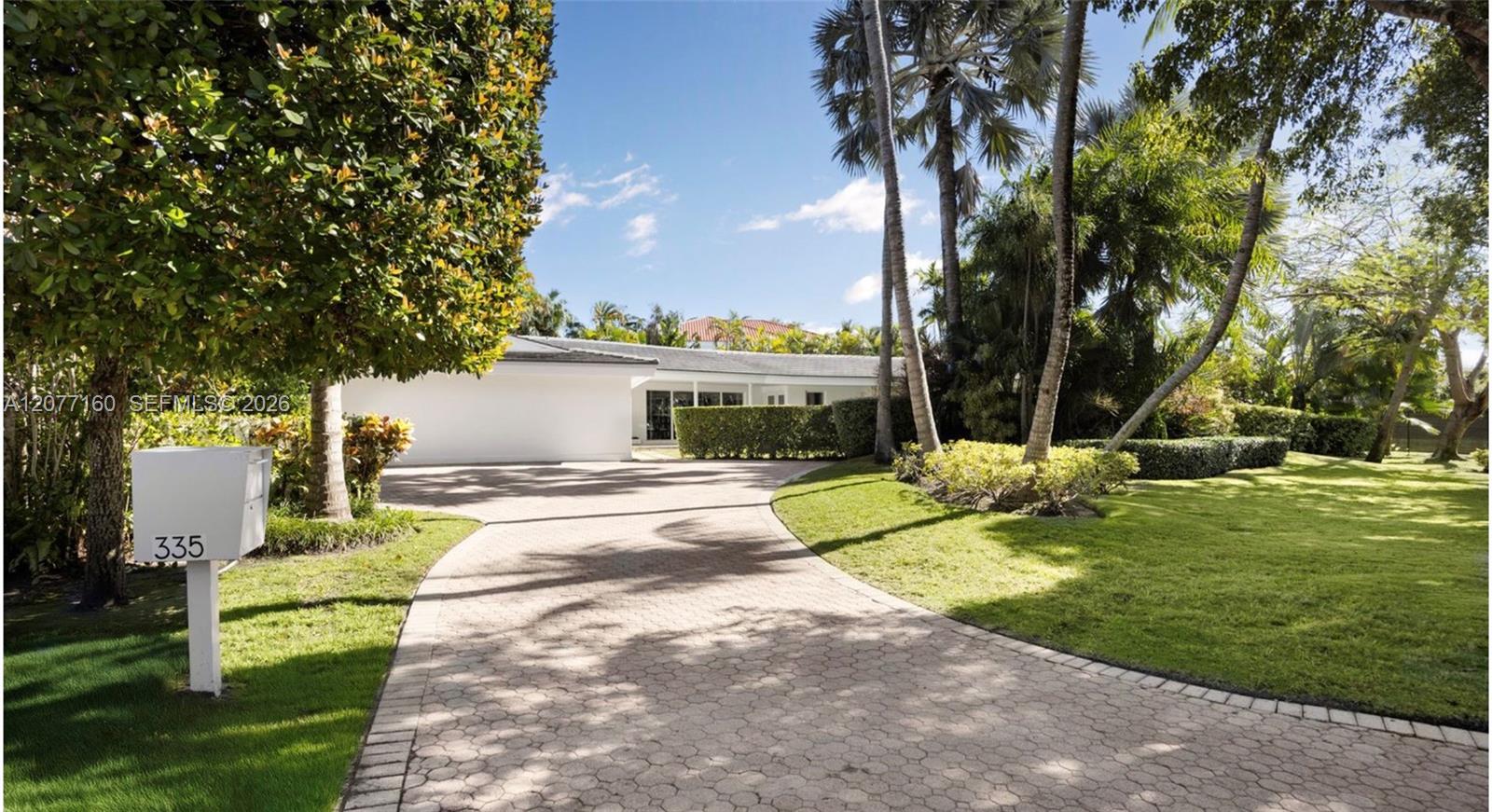 335 Harbor Dr