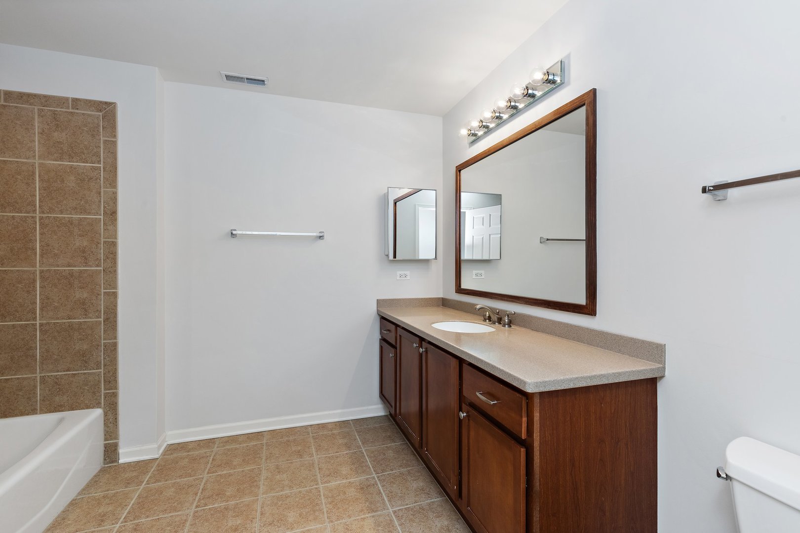 100 E Station Street Unit: 228