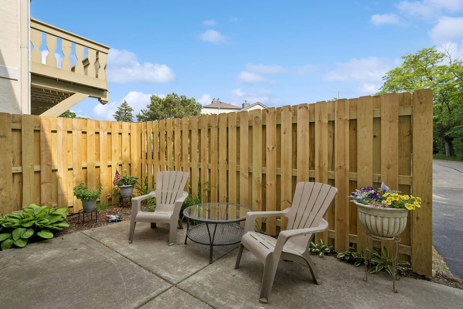 830 E HILLSIDE Avenue Unit: 830