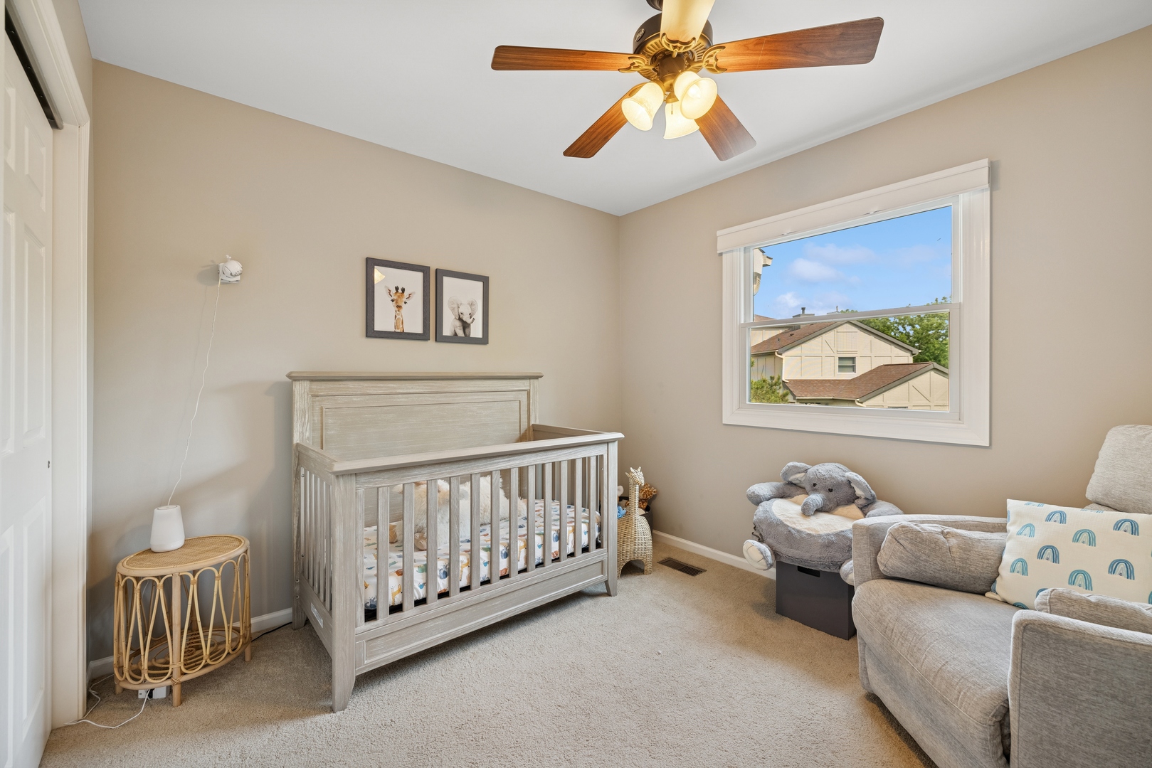 830 E HILLSIDE Avenue Unit: 830
