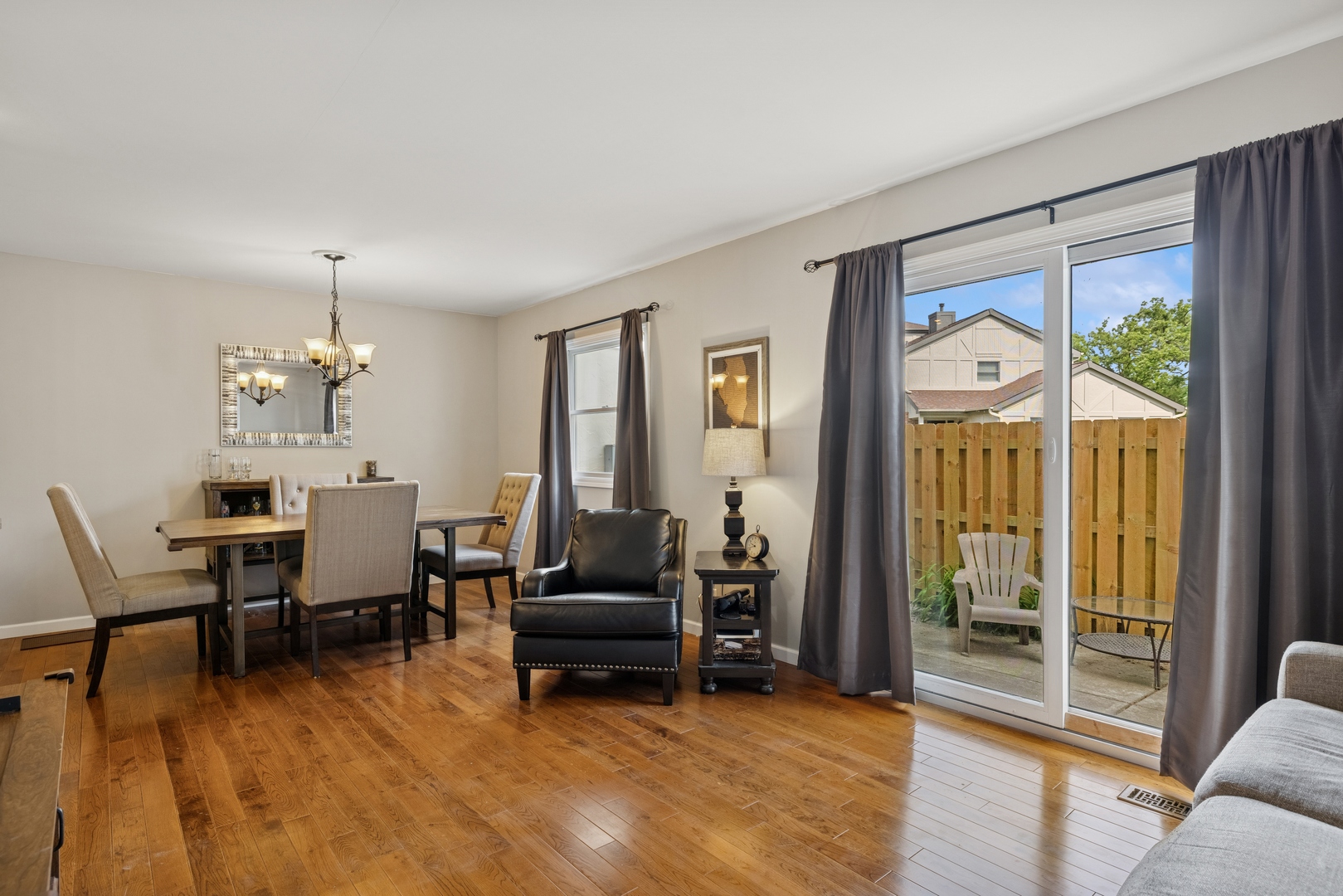830 E HILLSIDE Avenue Unit: 830