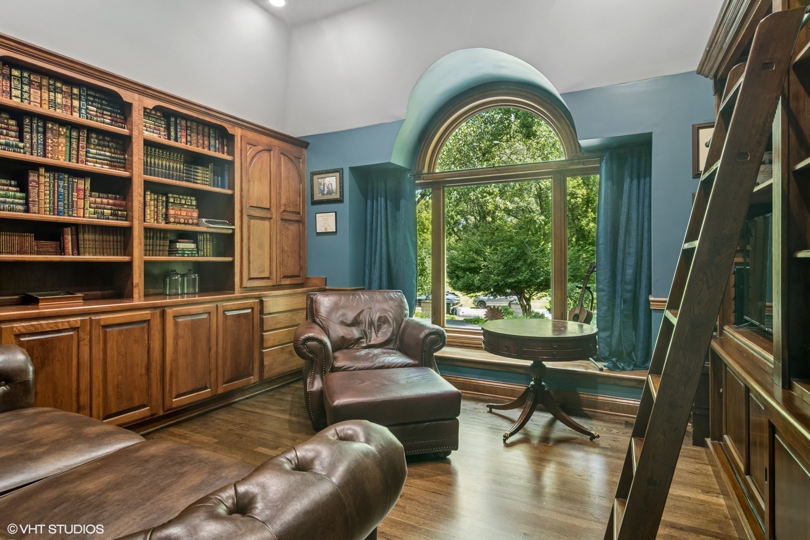 4 Burning Oak Trail