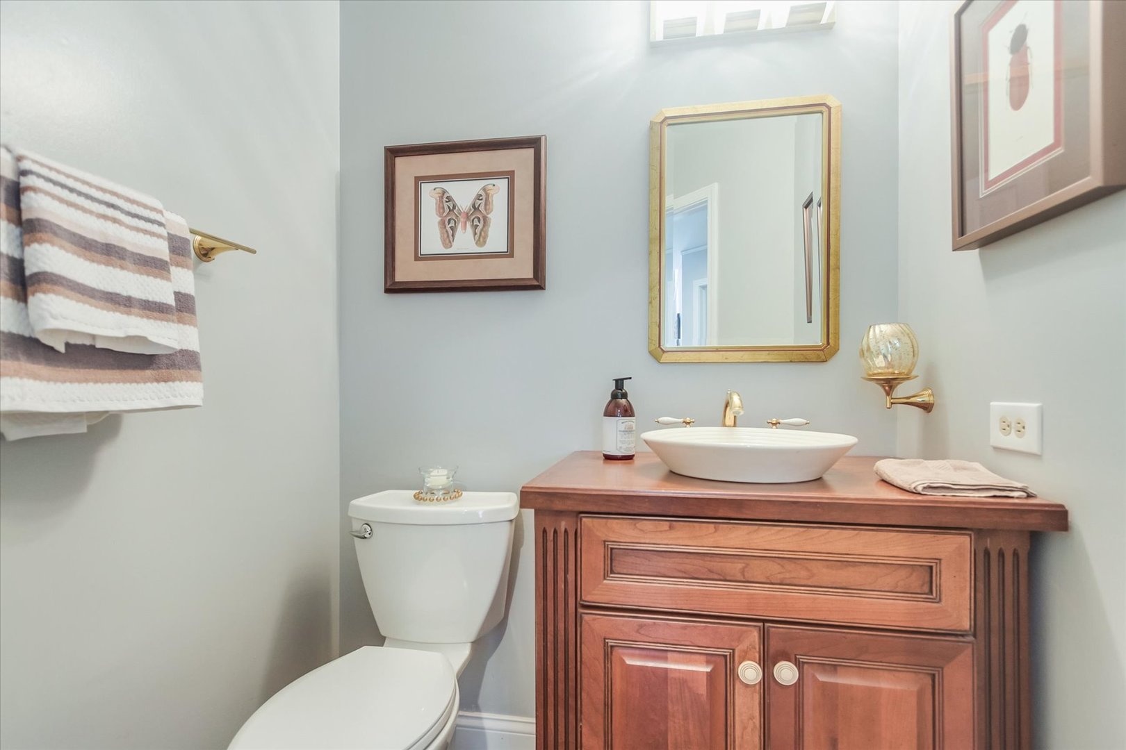 970 LONGMEADOW Court