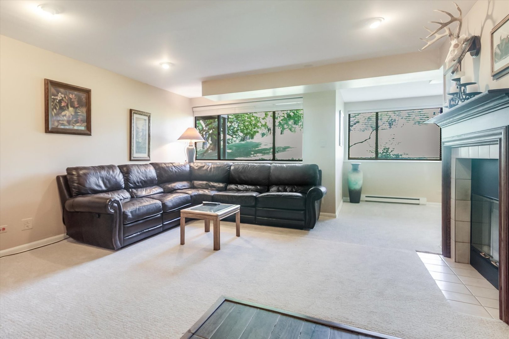 970 LONGMEADOW Court