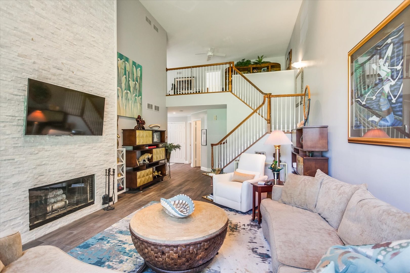 970 LONGMEADOW Court