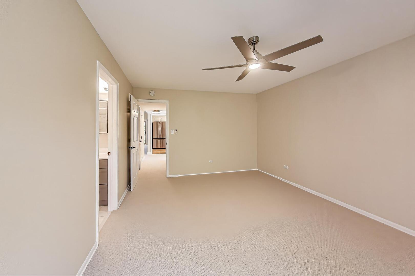 25 Shoreline Road Unit: B