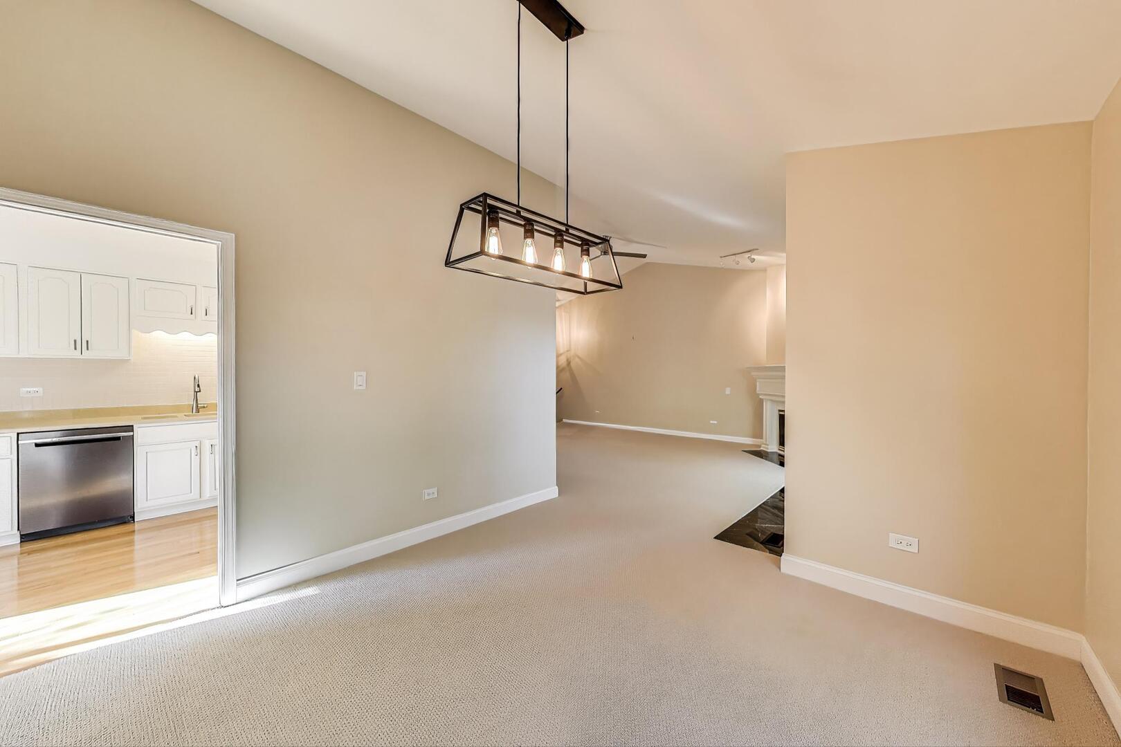 25 Shoreline Road Unit: B