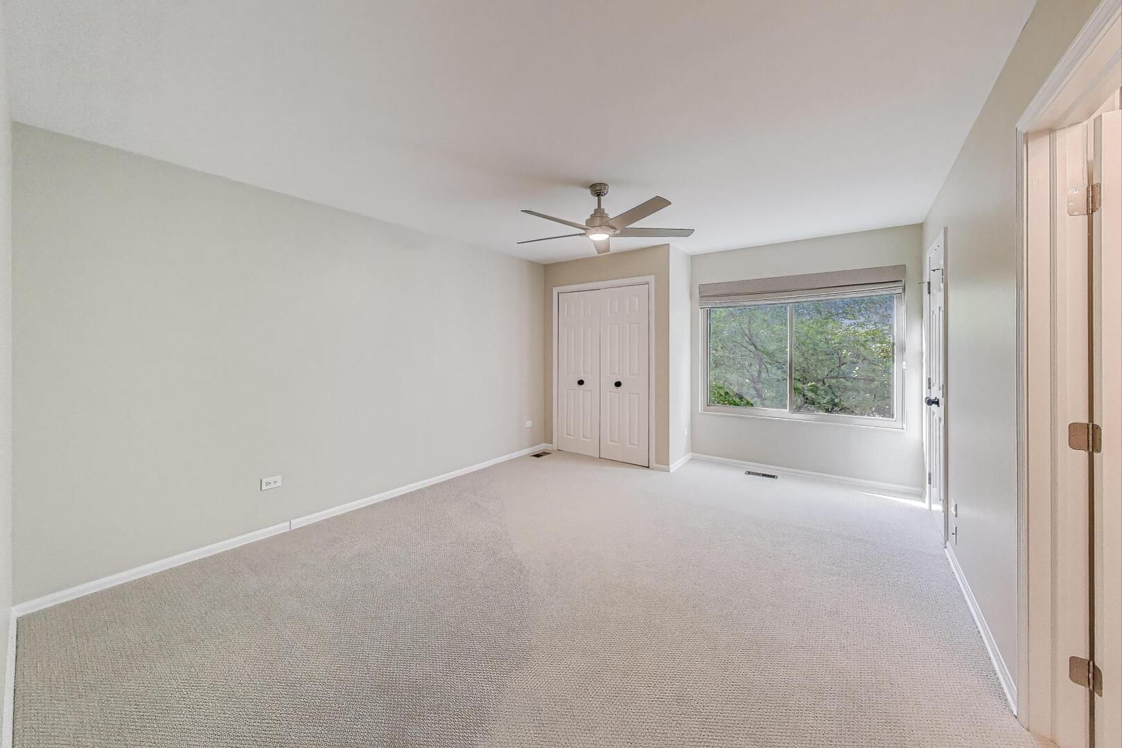 25 Shoreline Road Unit: B