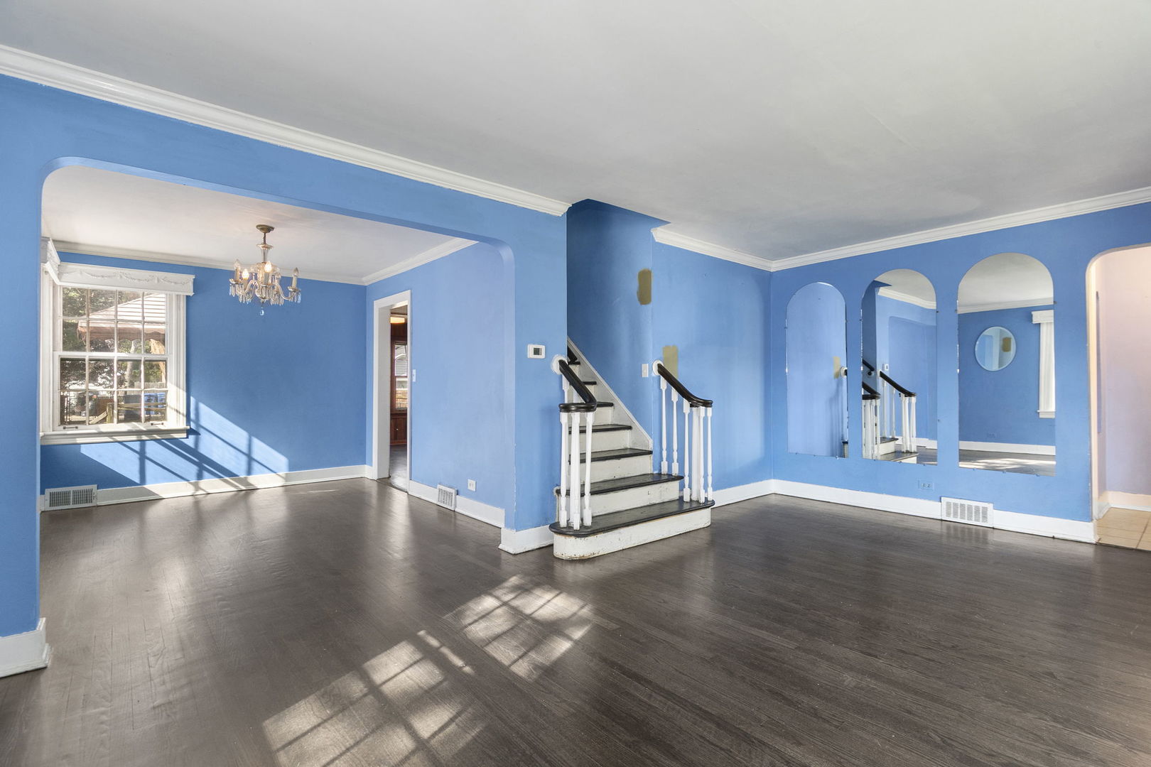 2930 N New England Avenue