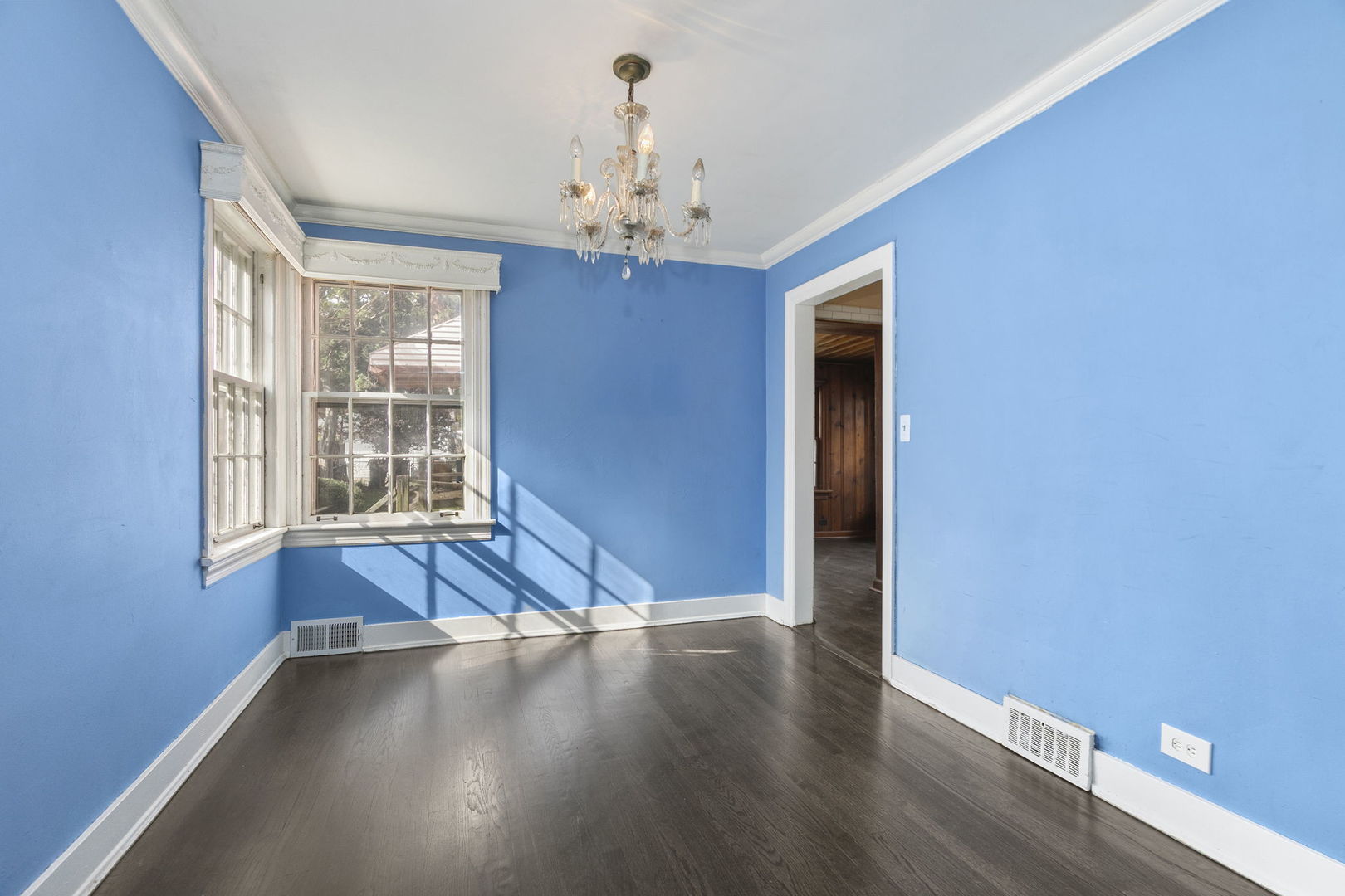 2930 N New England Avenue