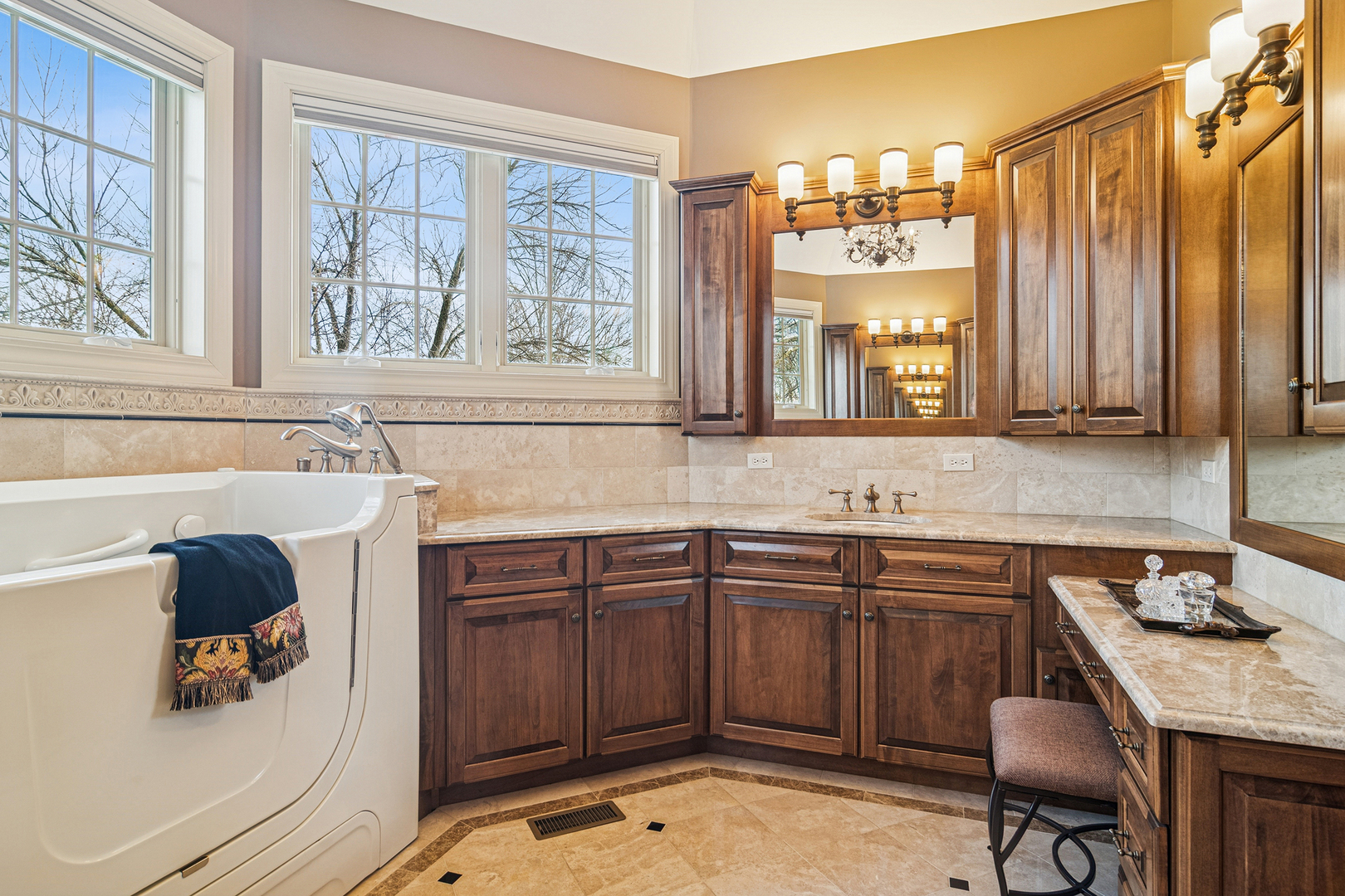 1520 Macalpin Circle