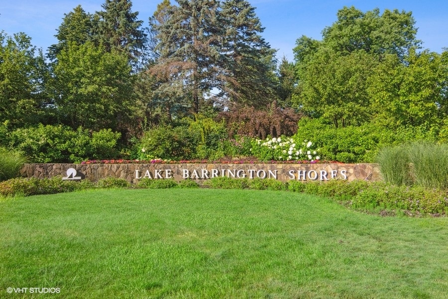 820 Golf Lane