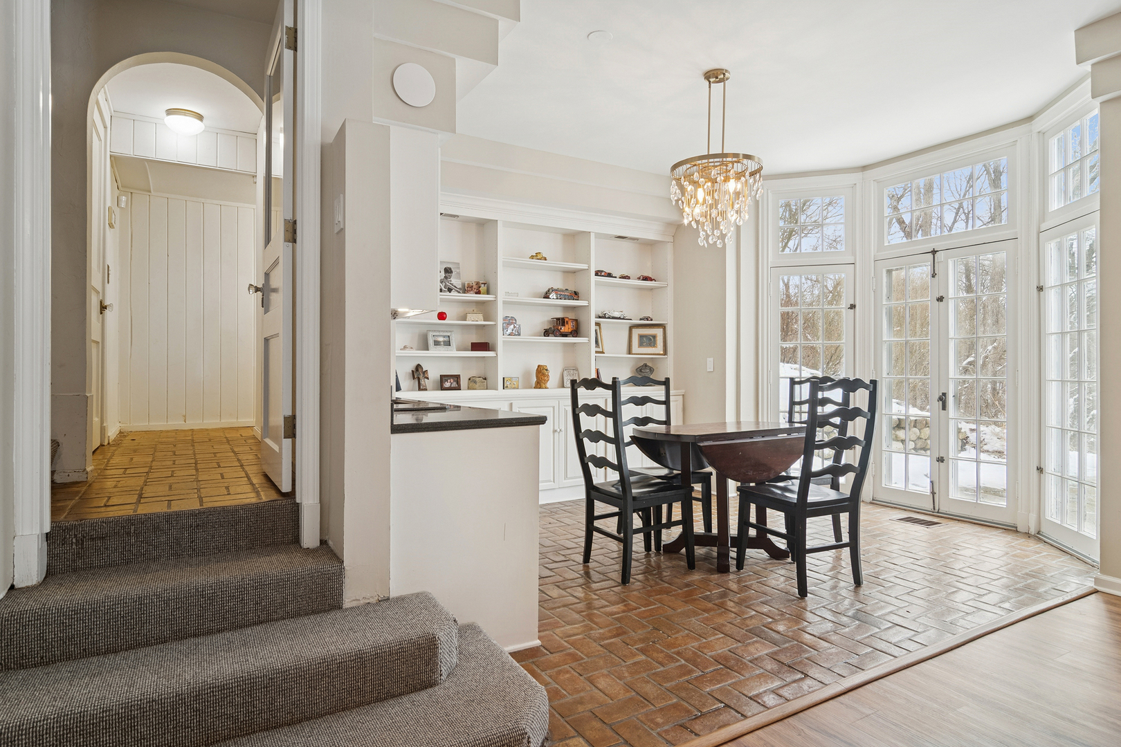 361 S Bateman Circle