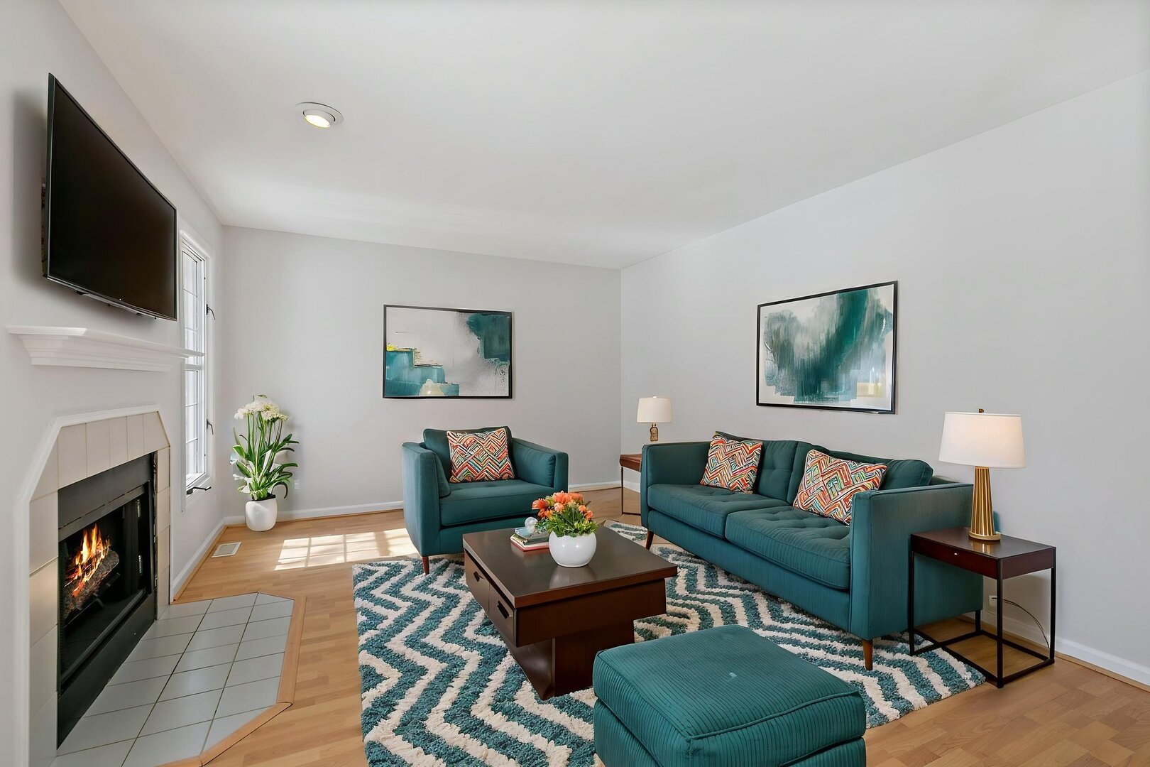 989 N Cove Drive Unit: B