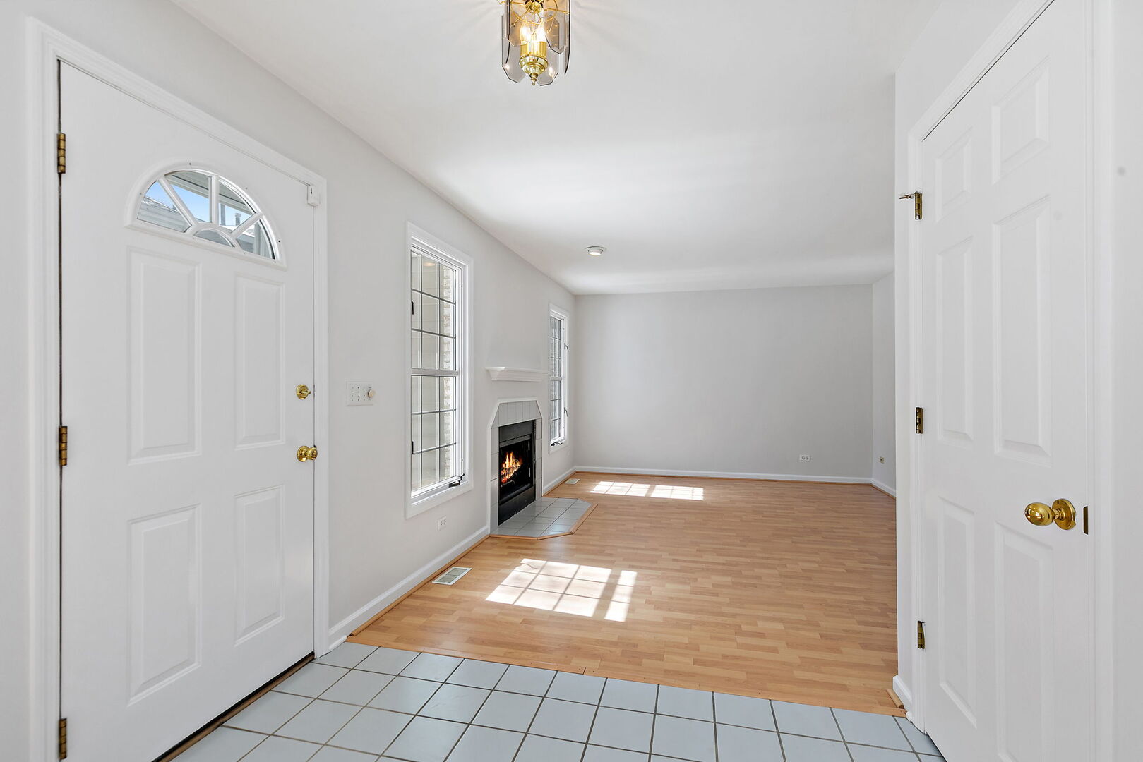 989 N Cove Drive Unit: B