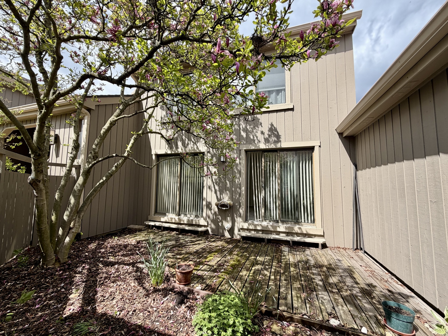 1290 Oak Hill Road