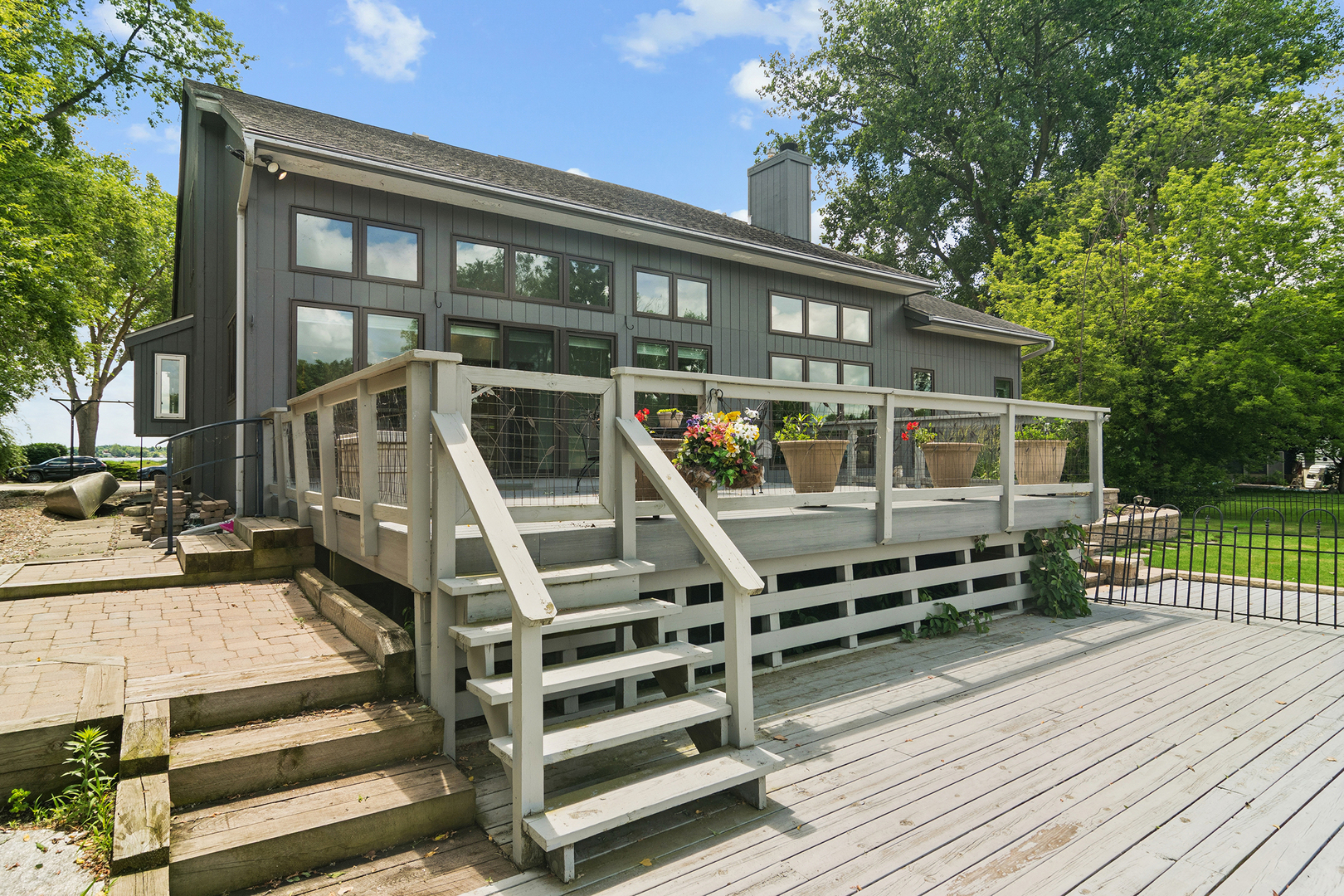 1120 Fortress Drive