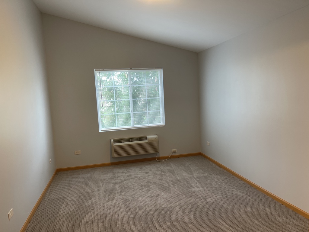 1517 Silverstone Drive Unit: 1517